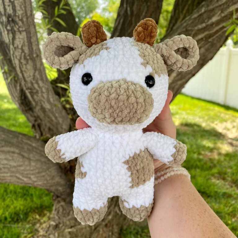 Amigurumi Cow Crochet Pattern – Free Amigurumi