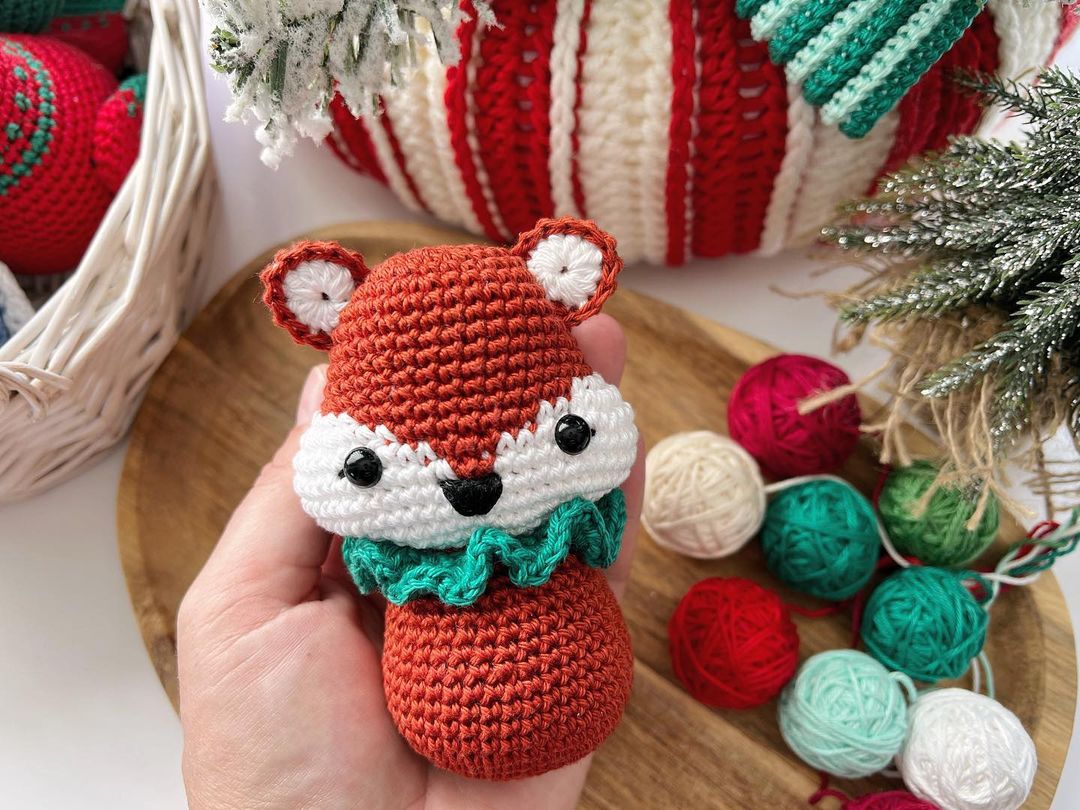 Amigurumi Christmas Fox Free Crochet Pattern – Free Amigurumi