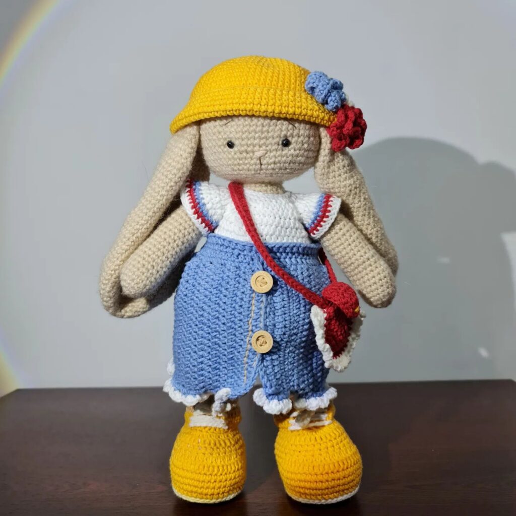 Rabbit in Amigurumi Hat Free Crochet Pattern - Free Amigurumi