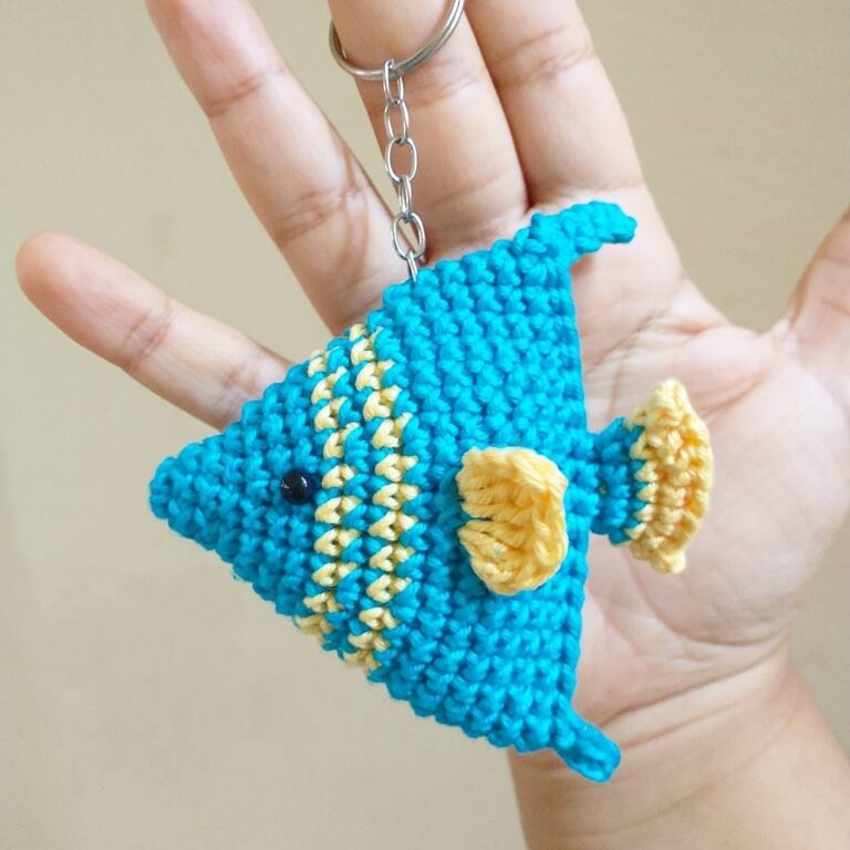 Fish keychain Amigurumi Free Crochet Pattern – Free Amigurumi